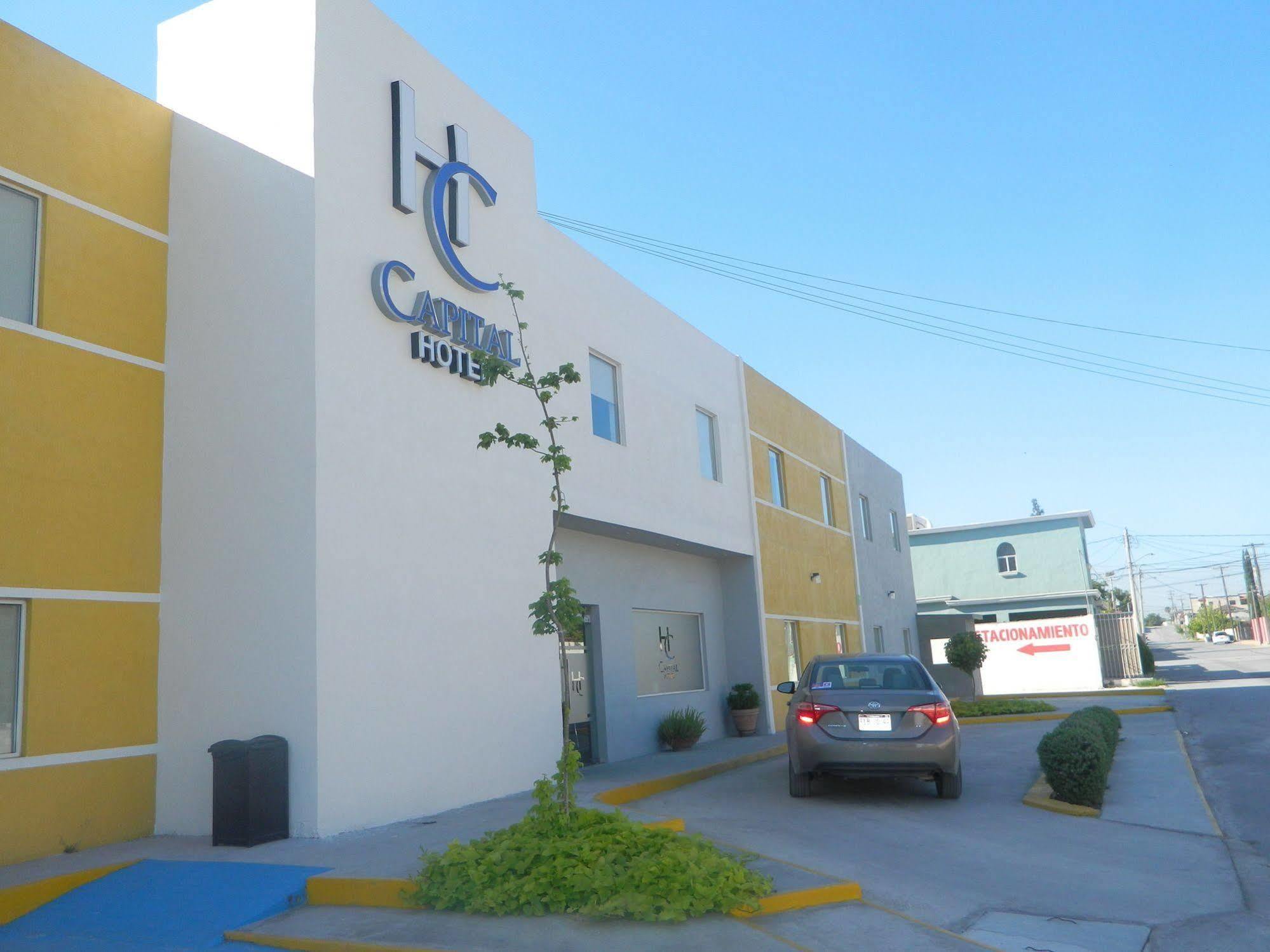 Capital Hotel Monclova Exterior photo